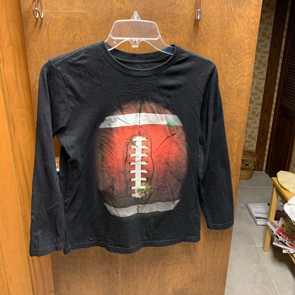 Boy’s 10/12 long sleeve shirt